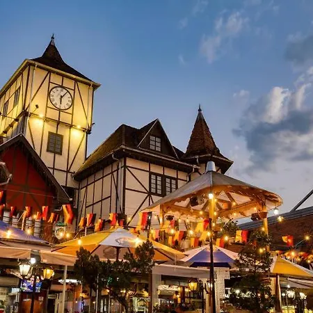 Quartos Proximos A Oktoberfest, Em Blumenau Exterior photo